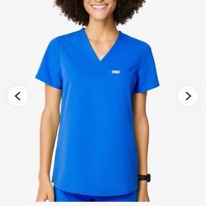 Figs Scrub Top